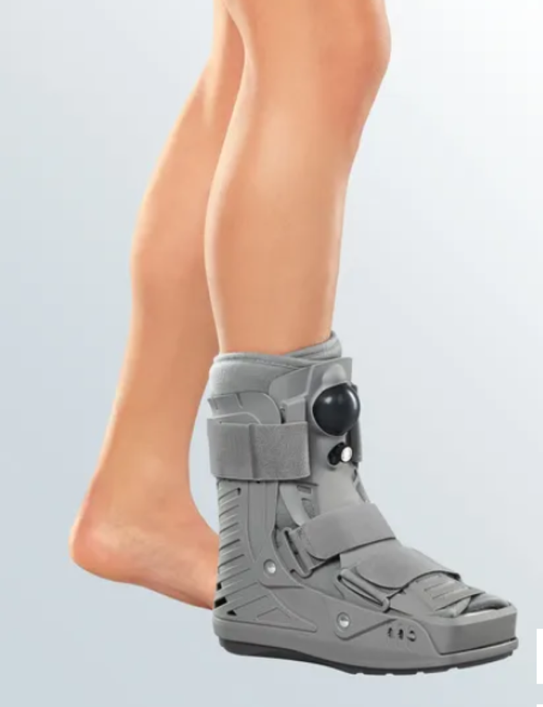 MEDI PROTECT CAT WALKER BOOT (SHORT)- large - Per pc rates